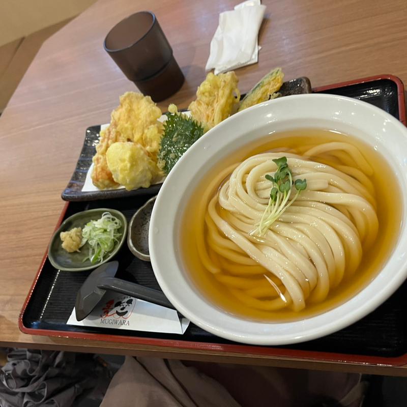 ひやかけセット(うどん居酒屋 麦笑)