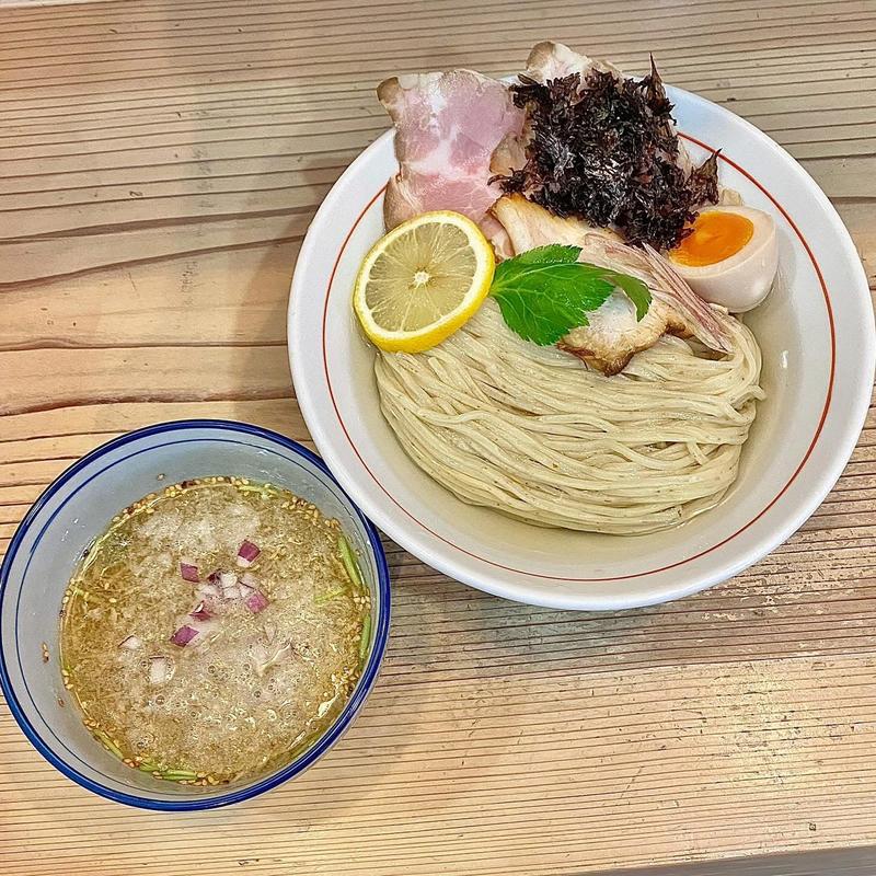 鬼おろし冷やし真昆布水つけ麺 大(五弦屋)