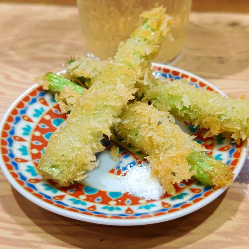 アスパラガスフライ( 海鮮レアカツ 手巻きずし KITSUNE(狐))