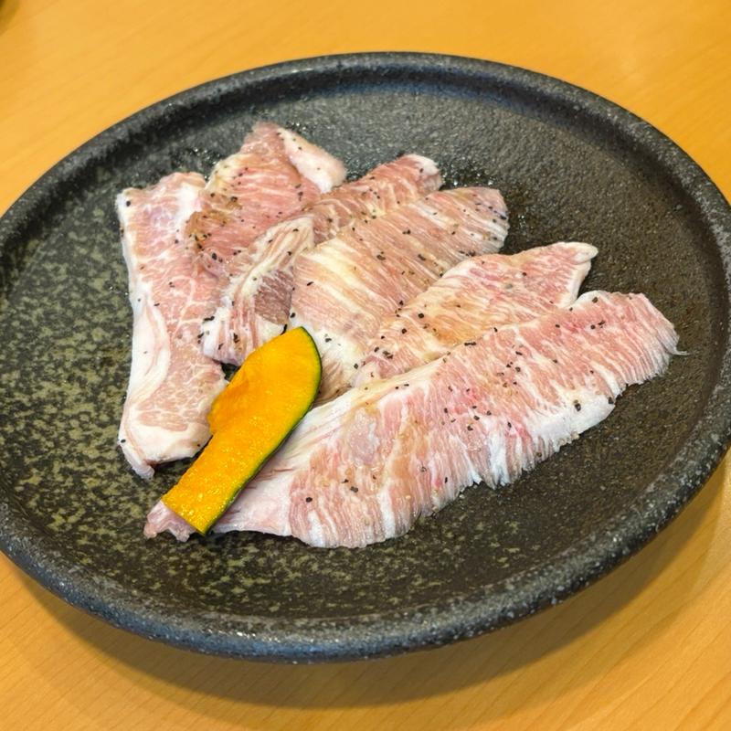 三元豚トントロ(焼肉 やわら)