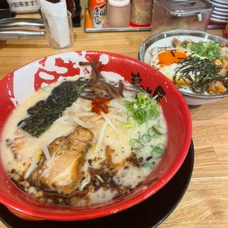 牛白湯ラーメン焼豚丼定食