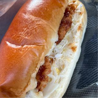たっぷりチーズチキンカツ(コッペ田島 枚方店)