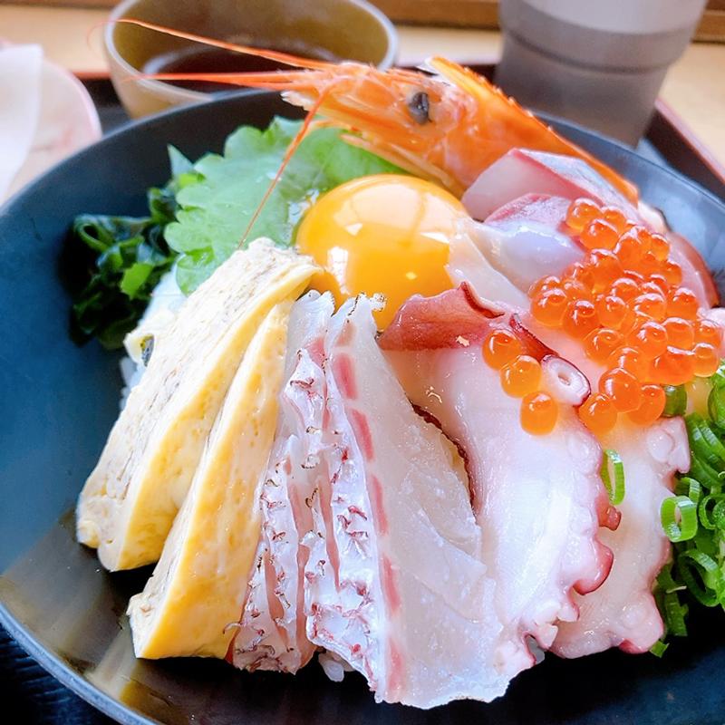 海鮮丼セット(魚食堂たわら )