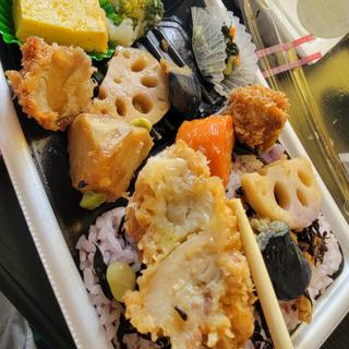 みぞれチキンカツの黒米弁当