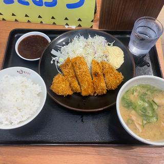 とんかつ定食