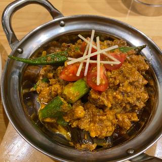 オクラ入りキーマカレー