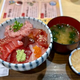 トロとろとろ丼