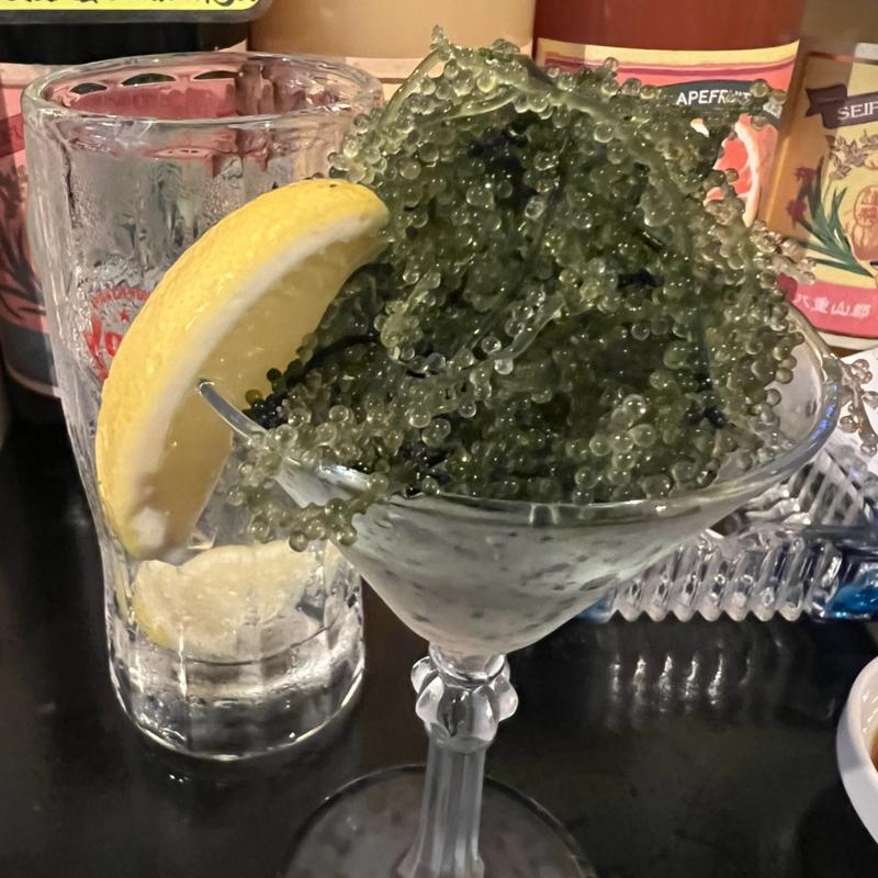 カクテル海ブドウ(OKINAWA Bar「あっちゃん'S」)