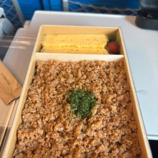 鶏そぼろ弁当