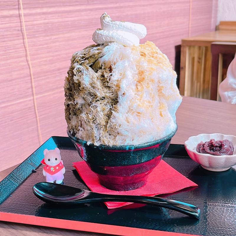 ほうじ茶ときな蜜のハーフかき氷(彩まる屋)