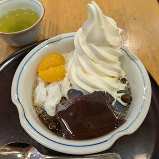 クリームあんみつ 蜜多め