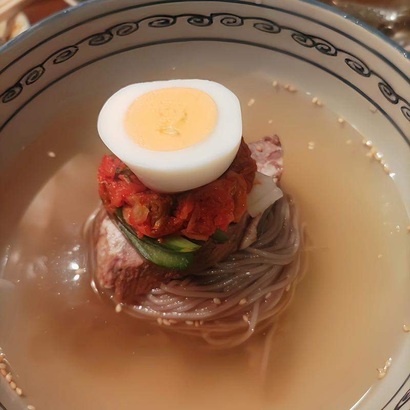 細打ち冷麺(三林精肉店 （みつばやしせいにくてん）)