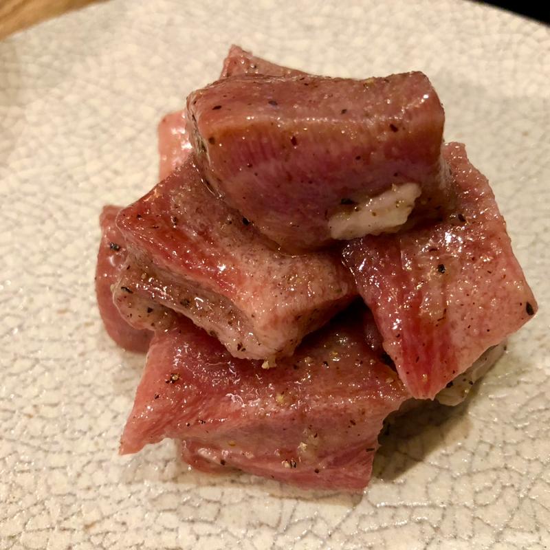 タン(炭火焼肉ホルモンうしごろ中目黒店)