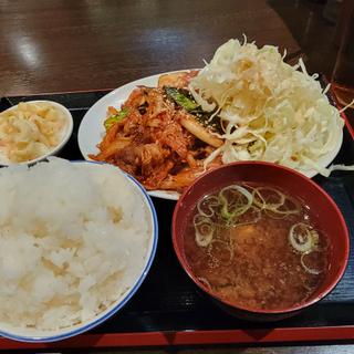 新橋炒め(豚キムチ炒め)(創作ダイニングFusa 新橋)