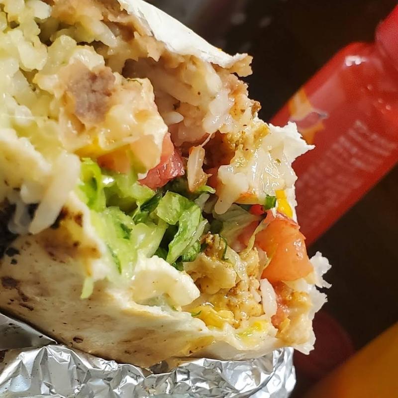 ブリトー(チキン)(Rocco's California Style Tacos ラッコズカリフォルニアスタイルタコス)