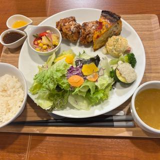本日のデリプレートランチ