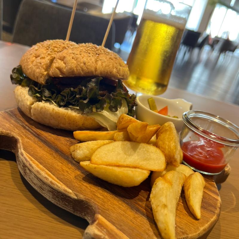 アグーベーコンバーガー(ノボテル沖縄那覇)