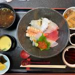 海鮮丼