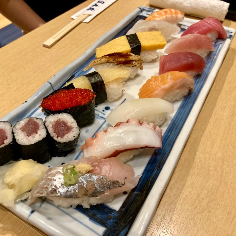 まんぷく盛り(寿司 築地日本海 豊洲シエルタワー店)