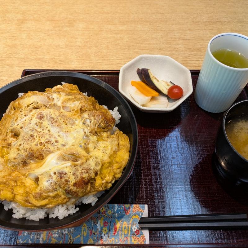 かつ丼(茶そば いな垣)