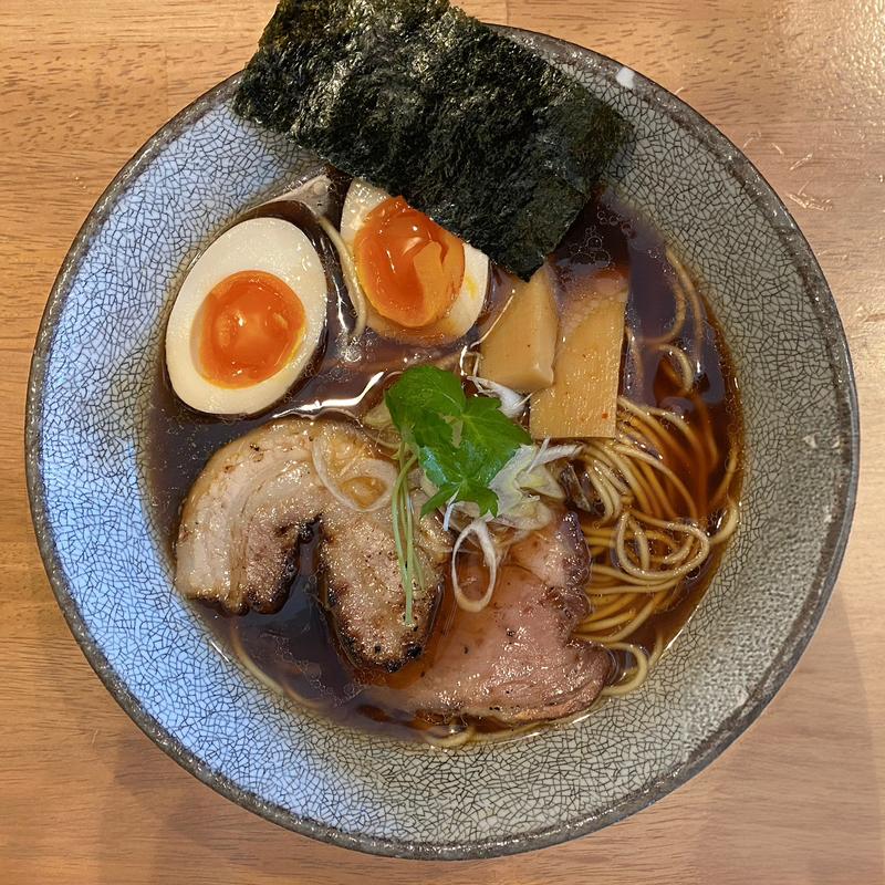 淡麗醤油らー麺(麺処 湯咲)