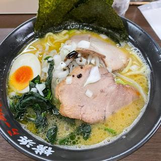 特製拉麺(横浜らーめん 壱八家 スカイビル店 （よこはまらーめん いっぱちや）)