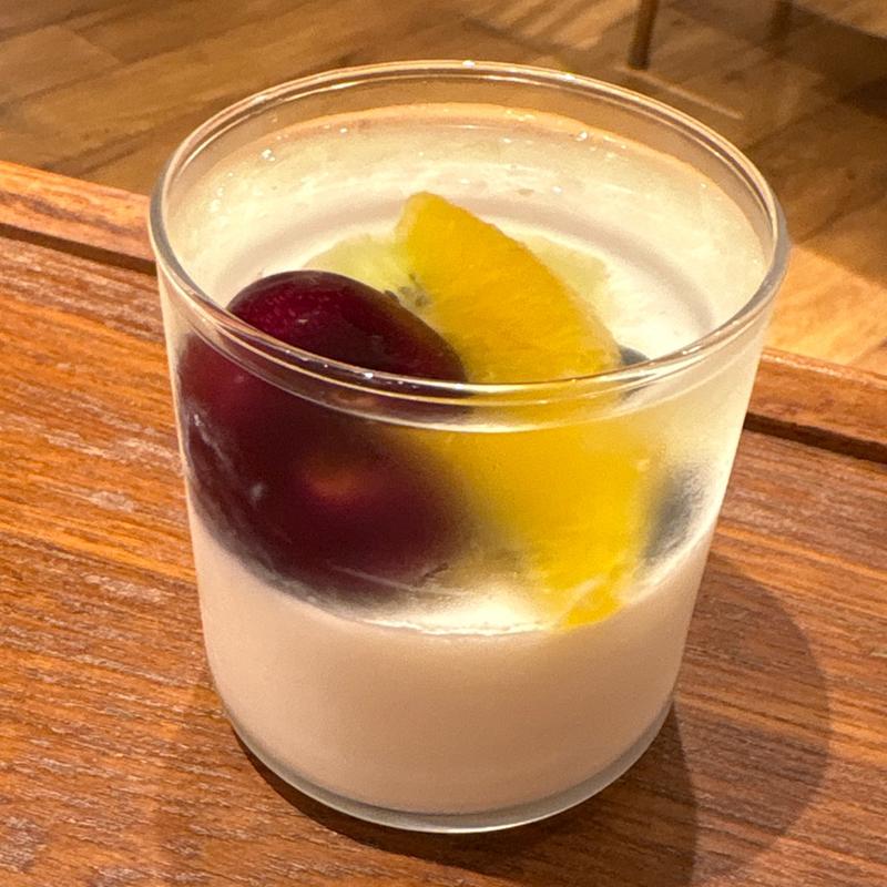 季節のフルーツ杏仁(365日製麺所)