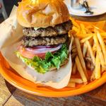 コナズダブルバーガー