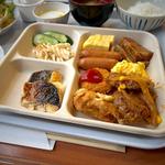 朝食バイキング