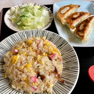 野菜餃子 半チャーハン サラダセット(みそ膳 上三川店 )