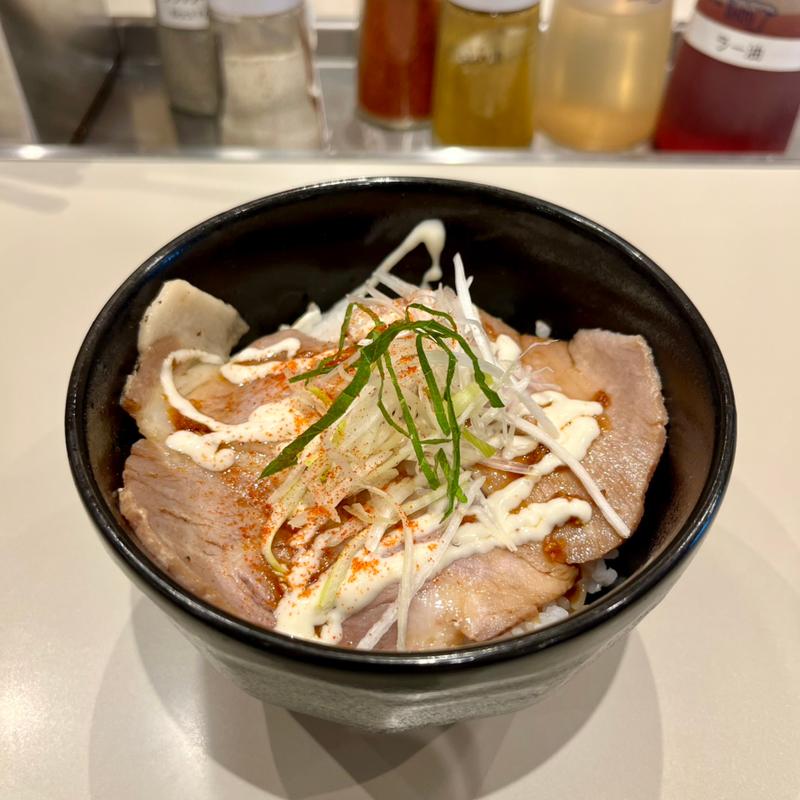 ジンジャーポーク丼(キラメキノトリ 西大路円町店)