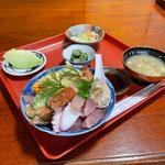 海鮮丼 大盛り