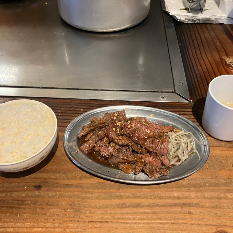 牛ステーキランチダブル(鉄板焼 Bowls Kitchen)