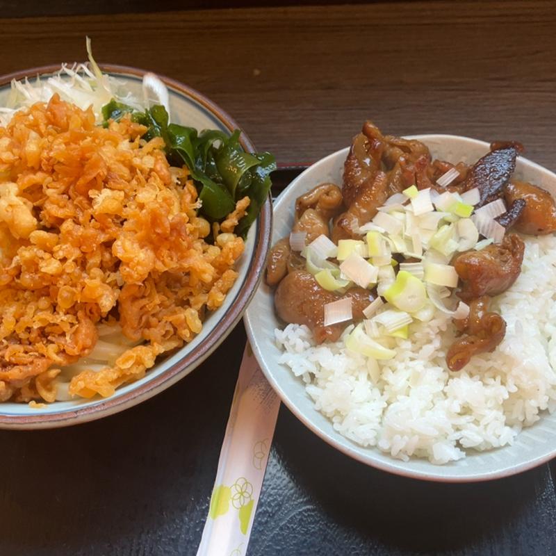 もつ焼き定食(わだうどん)