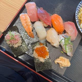 うどん寿司セット竹(鮨・酒・肴 杉玉 鹿島田 )