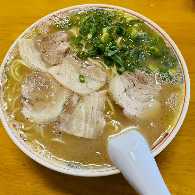 ラーメン（大） (ラーメン 大臣閣)