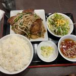 こしじポークの厚切りレバニラ定食 醤油