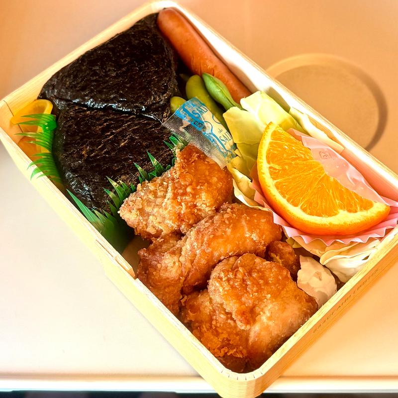 若鶏むすび(むすびのむさし ekie2階売店)