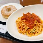 ゴロっと茄子とベーコンの完熟トマトパスタ