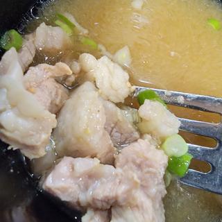特大生姜焼き(豚汁)(グリル スズコウ )