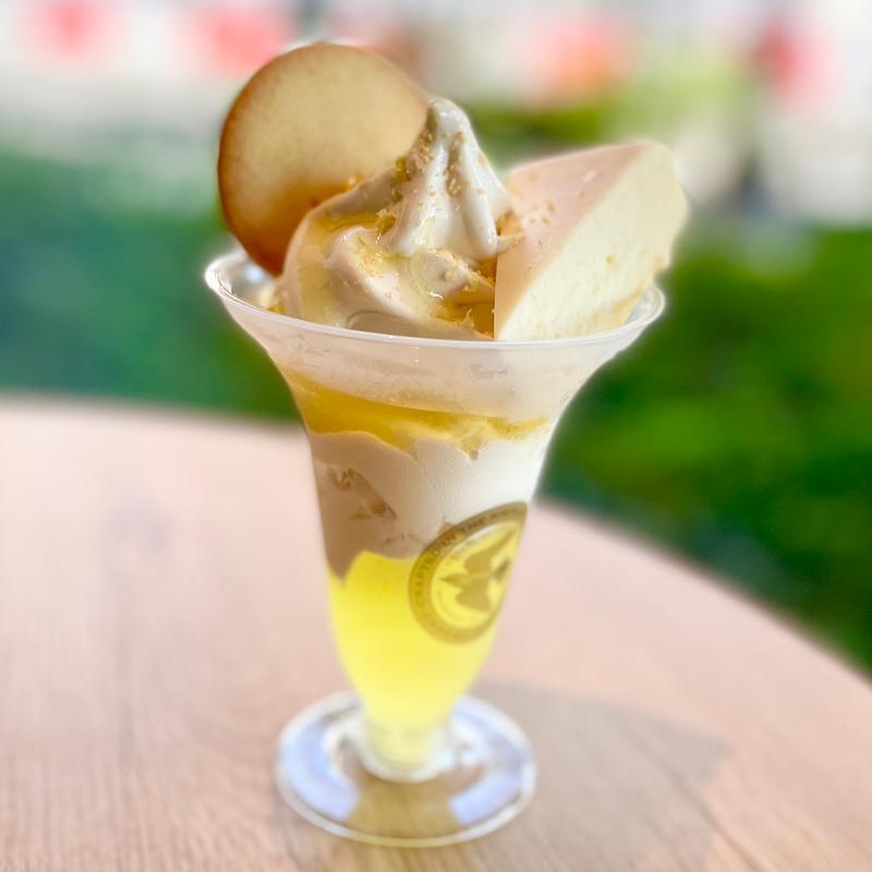 季節の御用邸パフェ レモン(チーズガーデン エミテラス所沢店)