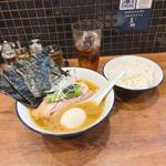 ラーメン(味玉付)　ライス　黒烏龍茶