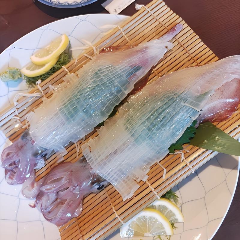 活いかのお刺身  剣先いか(八千代丸 博多駅前店 )