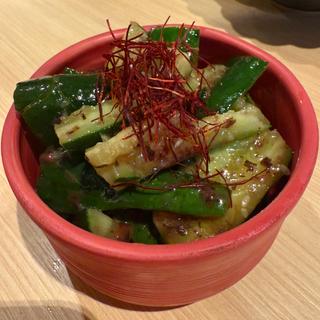 たたききゅうり梅肉和え(焼鳥ゆう 成城学園前店)