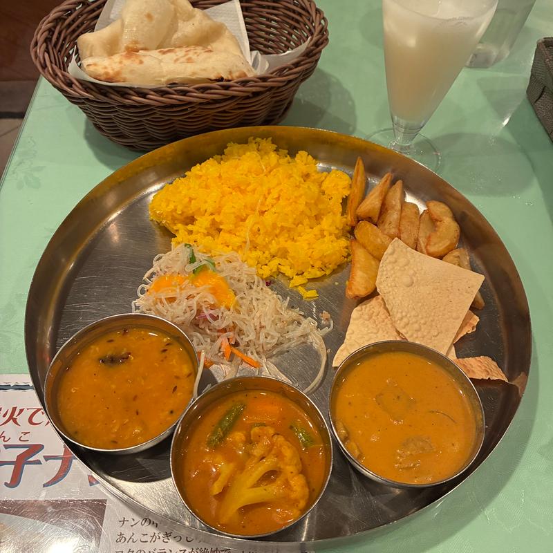 ランチブッフェ(インド料理 カザーナ みなとみらい店)