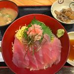 鉄火丼