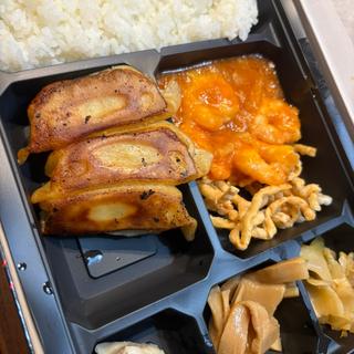 エビチリ