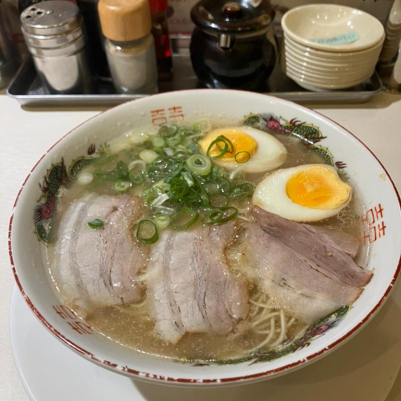 味玉とんこつらーめん(長浜ラーメン 丸羅とんこつ)