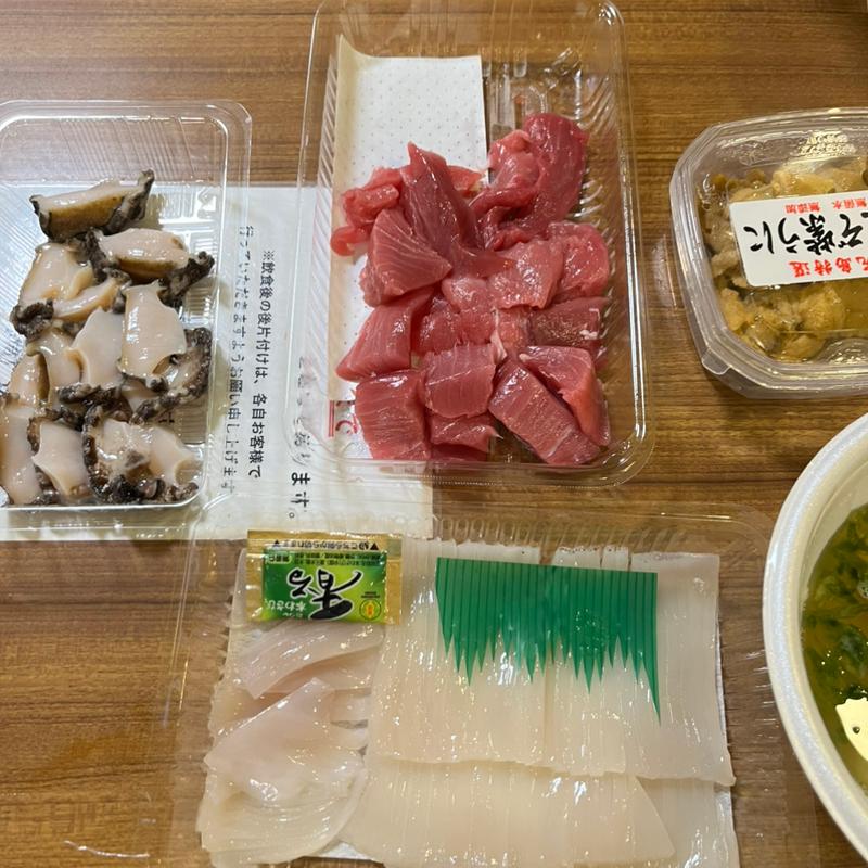 ウニマグロイカ刺しエゾアワビ(函館自由市場協同組合)