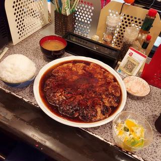 超BIGハンバーグ定食1000g ご飯大盛り(柳小路)